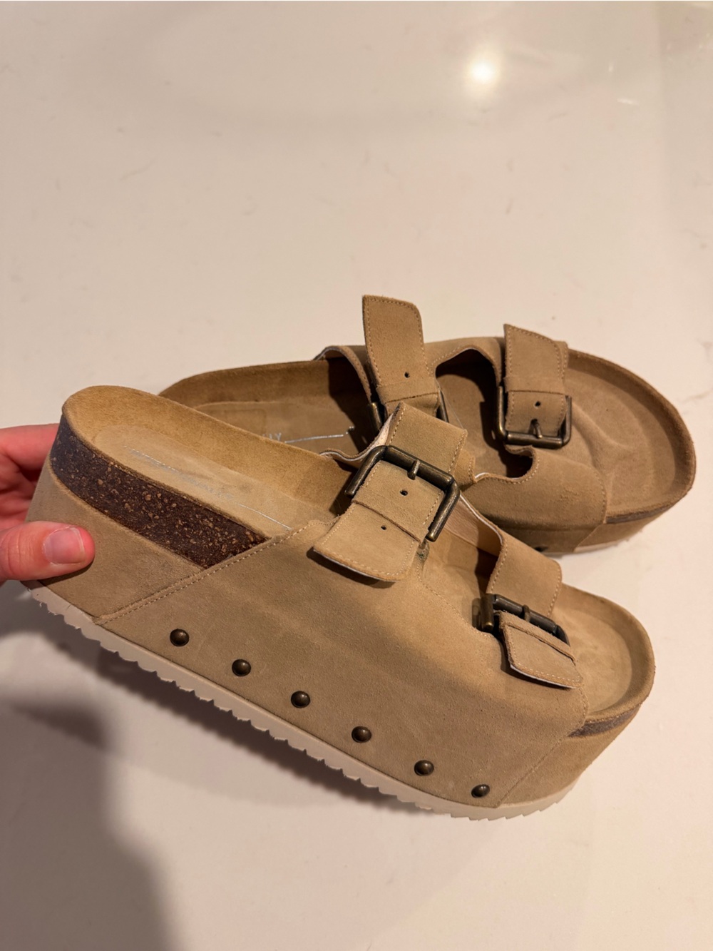 Intentionally blank Rule Breaker Flatform Sandals Sz 40 - Picture 2 of 6